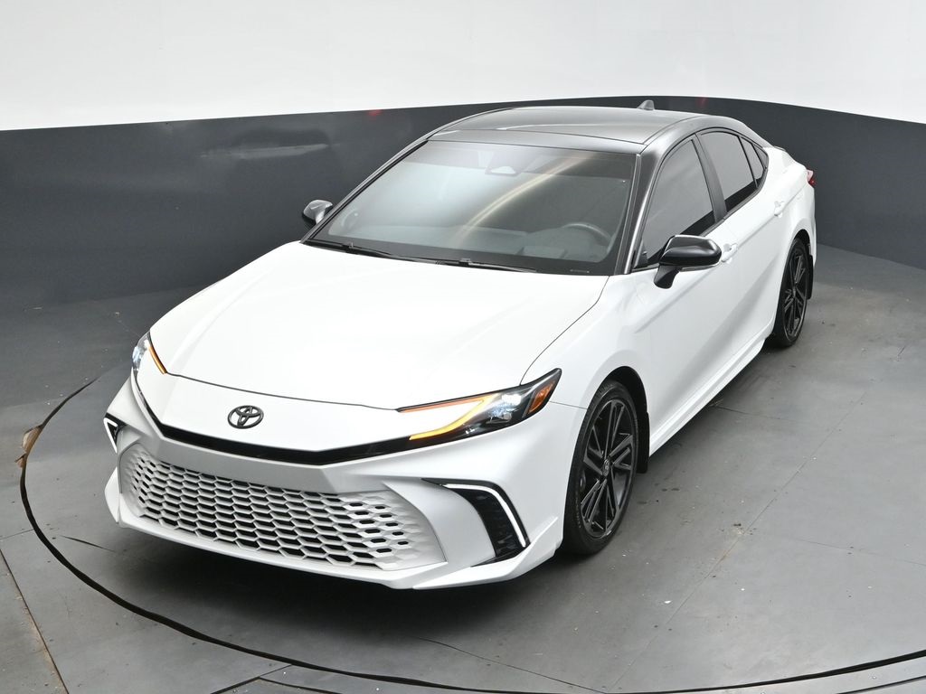 2025 Pearl Toyota Camry XSE FWD Sedan