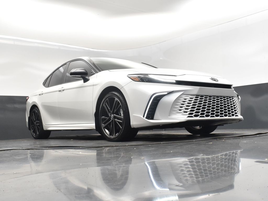 2025 Pearl Toyota Camry XSE FWD Sedan