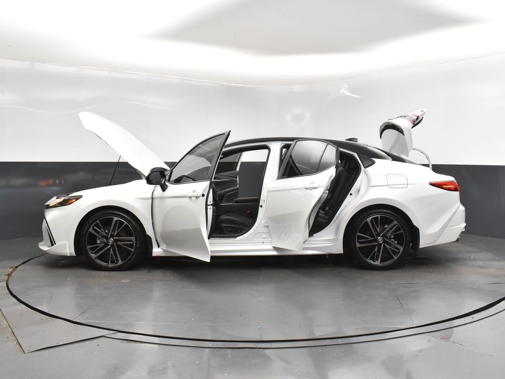 2025 Pearl Toyota Camry XSE FWD Sedan