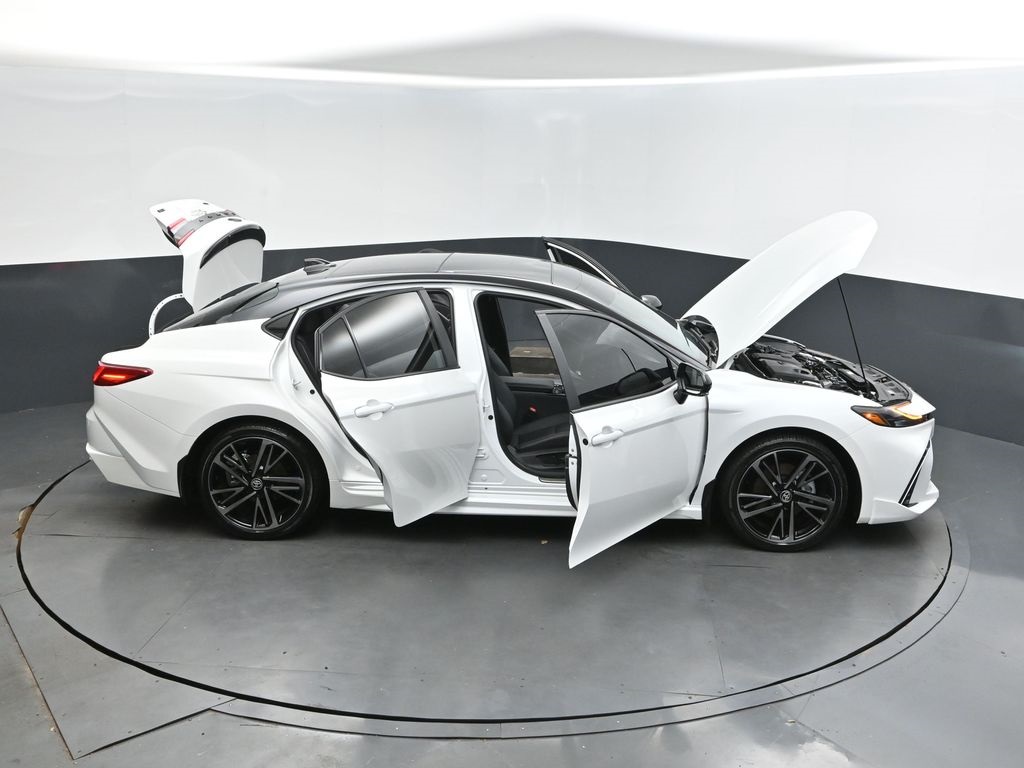 2025 Pearl Toyota Camry XSE FWD Sedan