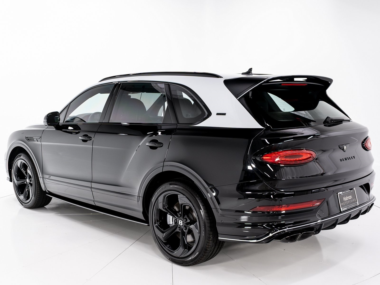 2025 Bentley Bentayga S V8 photo 3