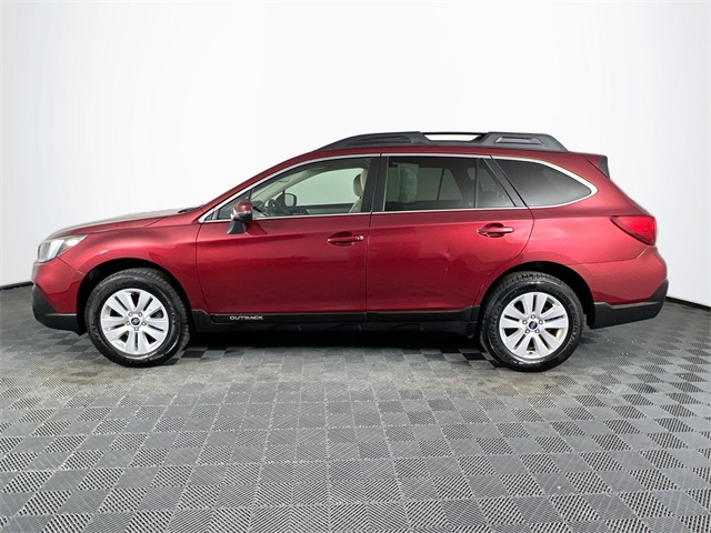 2019 Subaru Outback 2.5i Premium photo 2