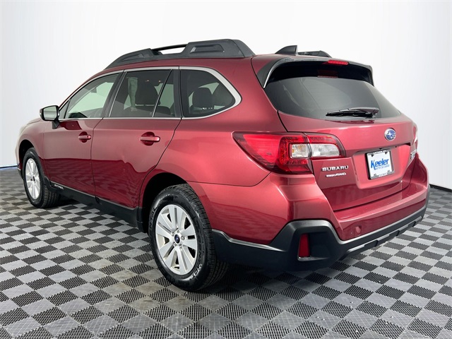 2019 Subaru Outback 2.5i Premium photo 3