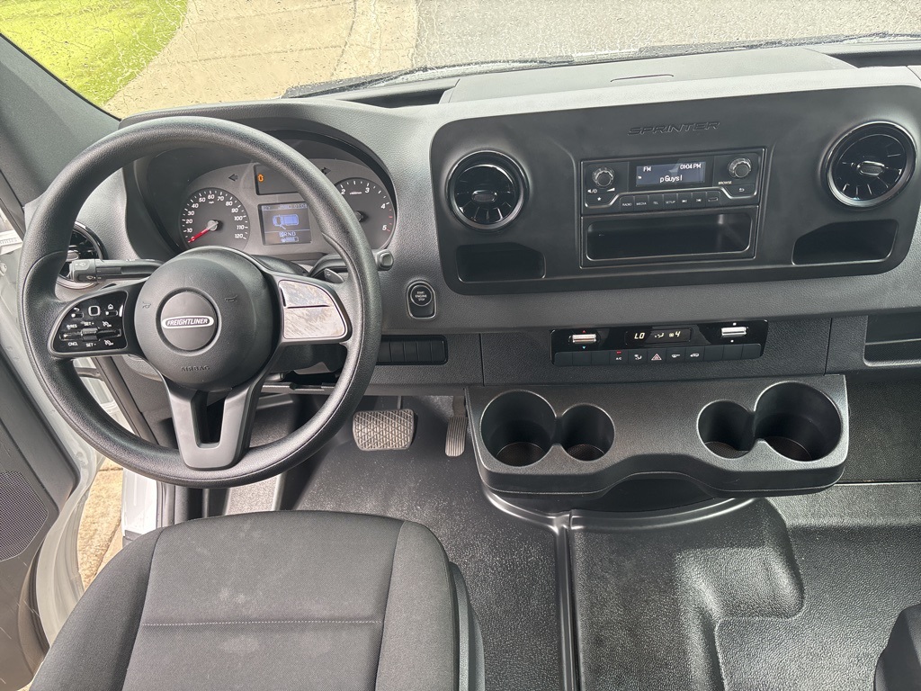Used 2021 Freightliner Sprinter 3500XD DRW RWD Box Truck for sale #SP1438R - photo 33