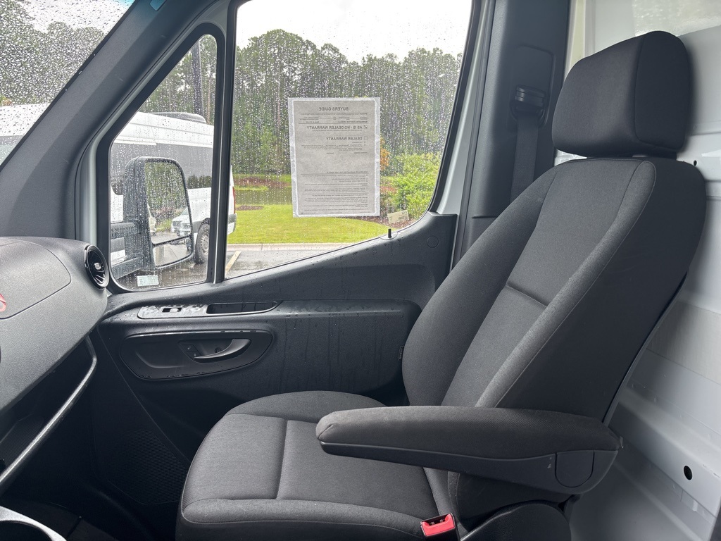 Used 2021 Freightliner Sprinter 3500XD DRW RWD Box Truck for sale #SP1438R - photo 36
