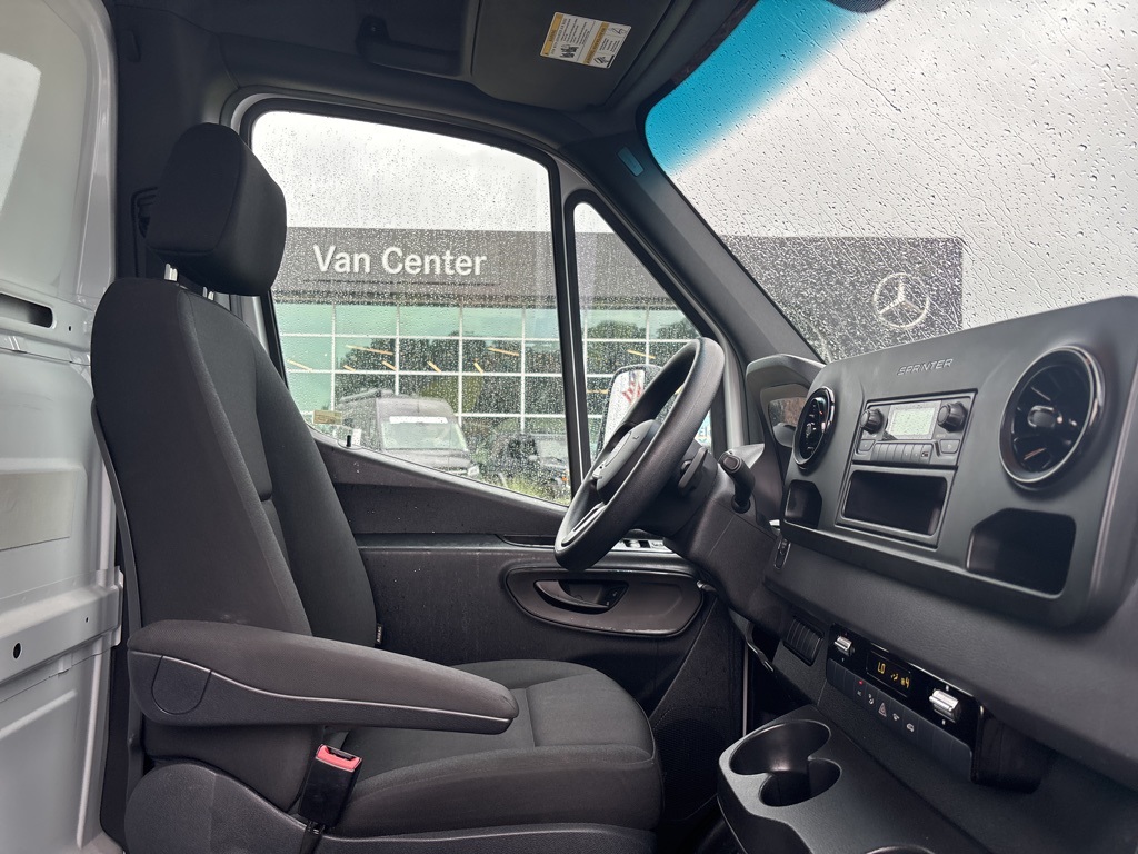 Used 2021 Freightliner Sprinter 3500XD DRW RWD Box Truck for sale #SP1438R - photo 41