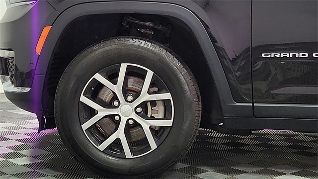 2024 Jeep Grand Cherokee L Limited 4WD 2024 Jeep Grand Cherokee L Limited 4WD