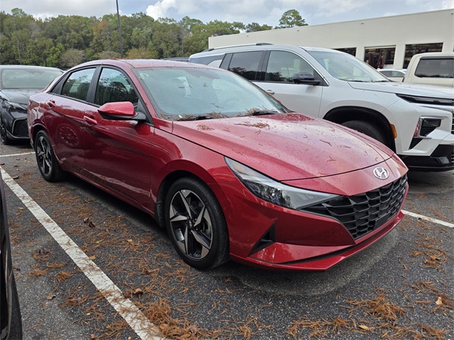 2023 Hyundai Elantra SEL's photo