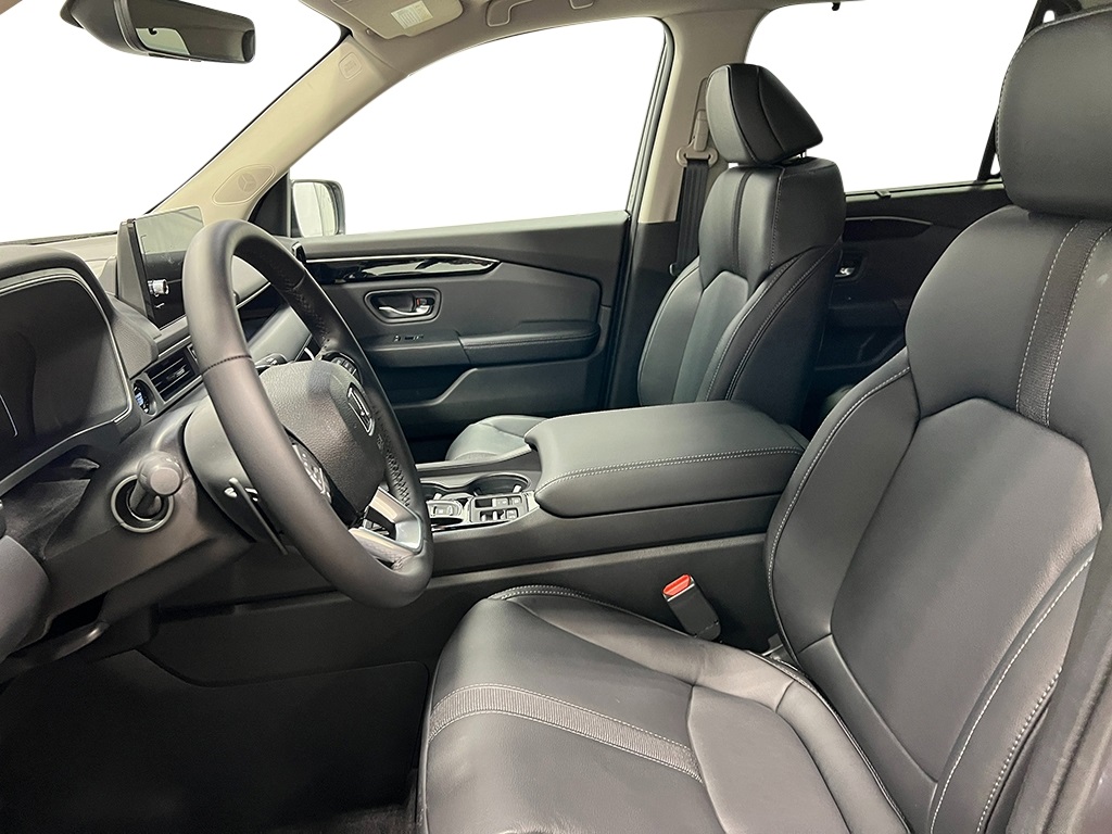 2025 Honda Pilot EX-L SUV AWD 12
