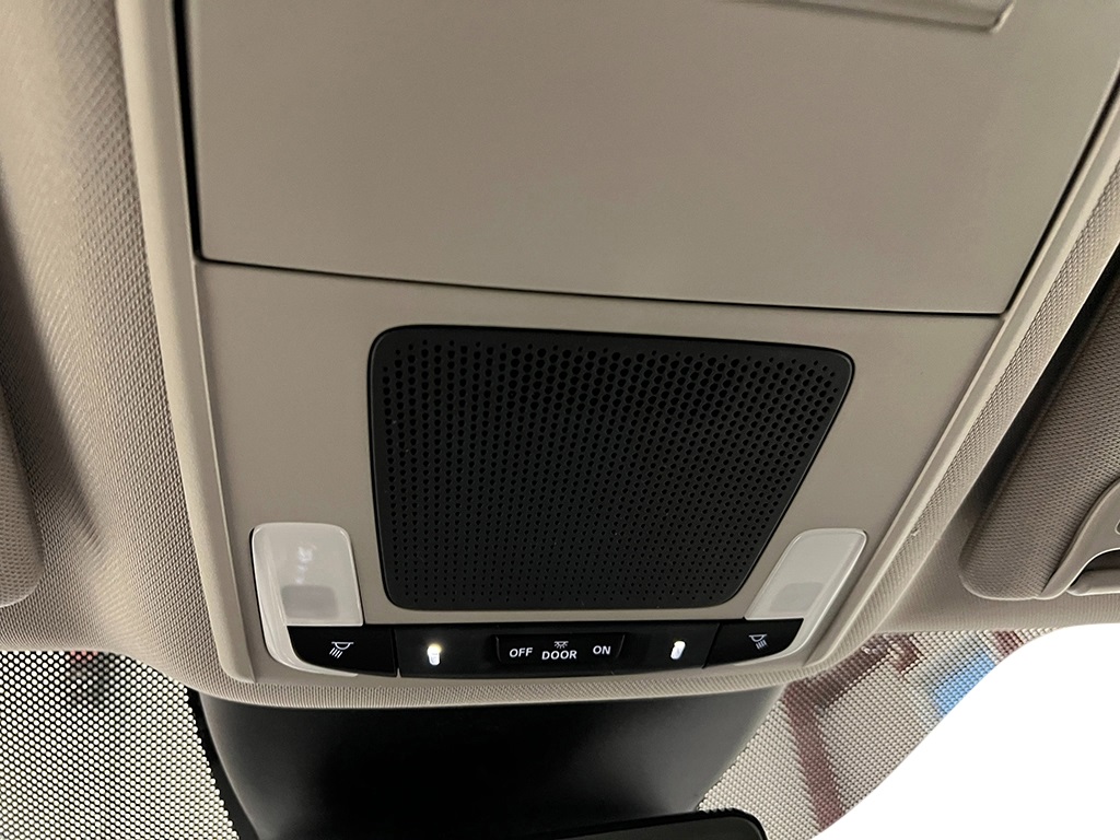2025 Honda Pilot EX-L SUV AWD 26