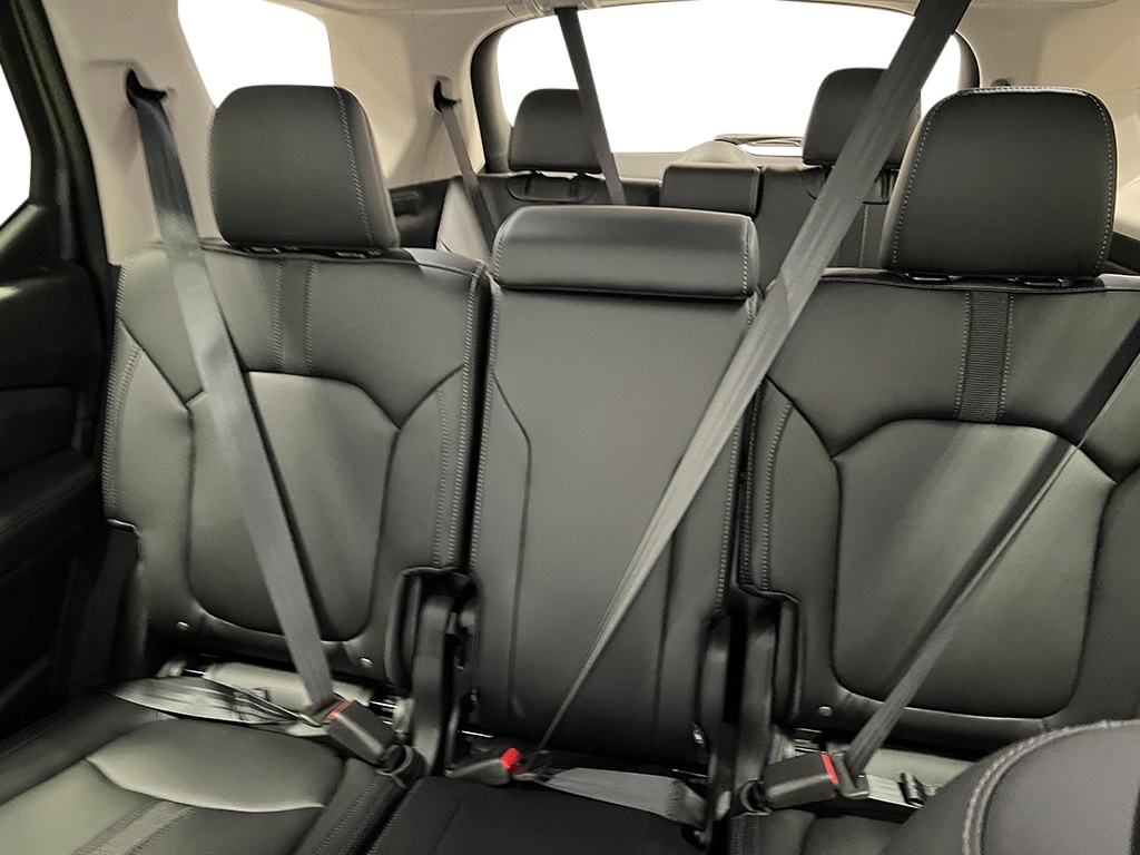 2025 Honda Pilot EX-L SUV AWD 27