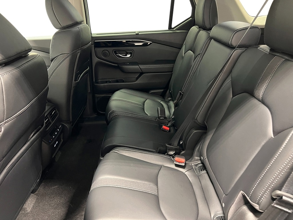 2025 Honda Pilot EX-L SUV AWD 28