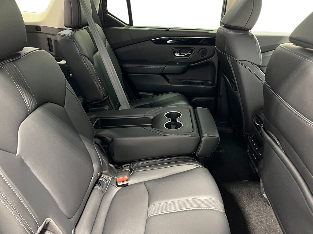 2025 Honda Pilot EX-L SUV AWD 36