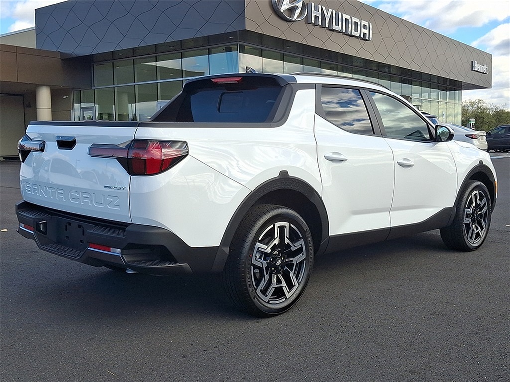 used 2025 Hyundai Santa Cruz car, priced at $36,850