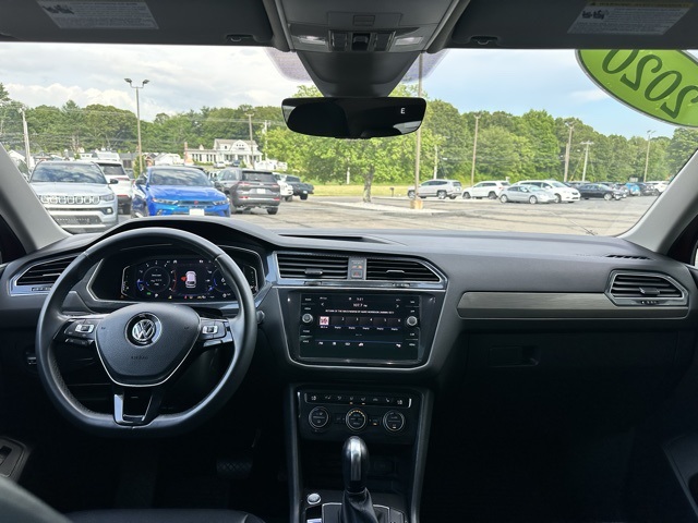 2020 Cardinal Red Metallic Volkswagen Tiguan 2.0T SEL AWD SUV