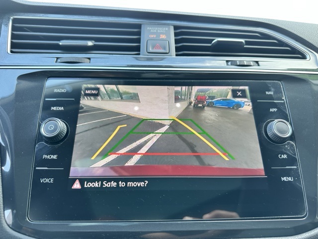 2020 Cardinal Red Metallic Volkswagen Tiguan 2.0T SEL AWD SUV