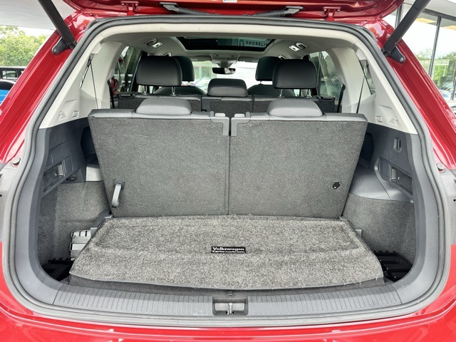 2020 Cardinal Red Metallic Volkswagen Tiguan 2.0T SEL AWD SUV