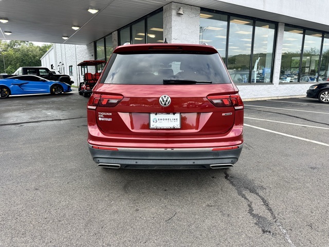 2020 Cardinal Red Metallic Volkswagen Tiguan 2.0T SEL AWD SUV