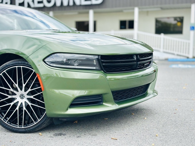 2023 Dodge Charger SXT photo 13