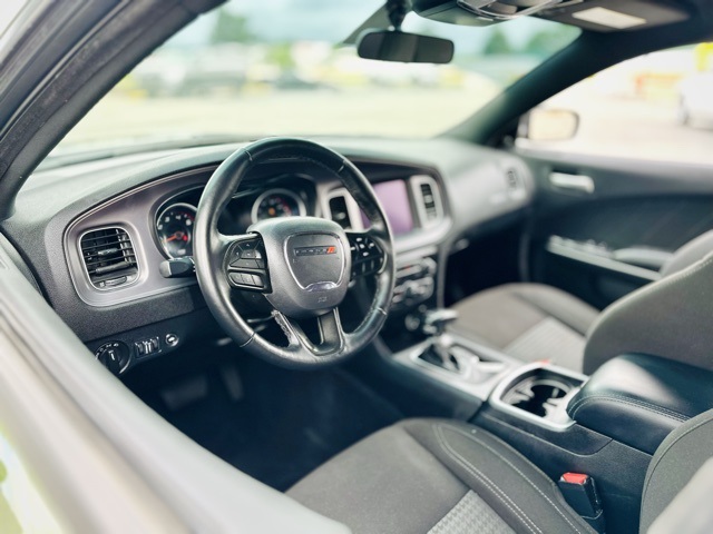 2023 Dodge Charger SXT photo 18
