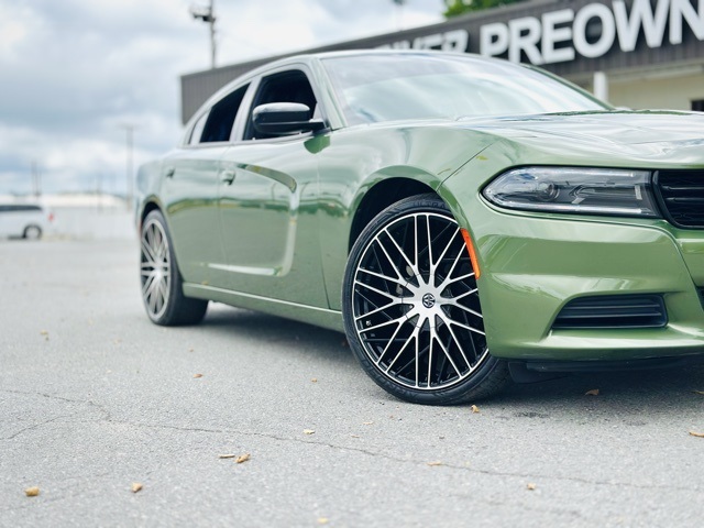 2023 Dodge Charger SXT photo 9