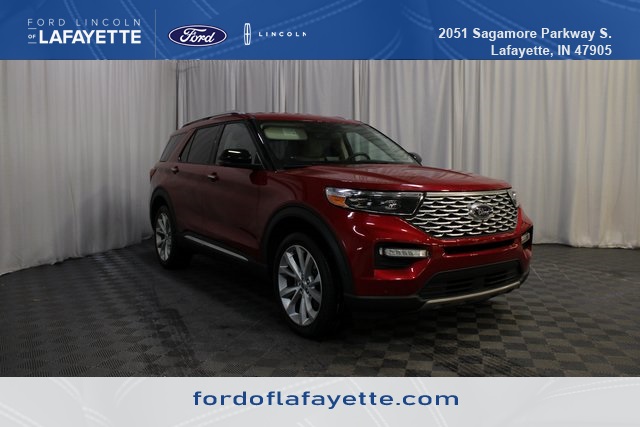 2022 Ford Explorer Platinum's photo
