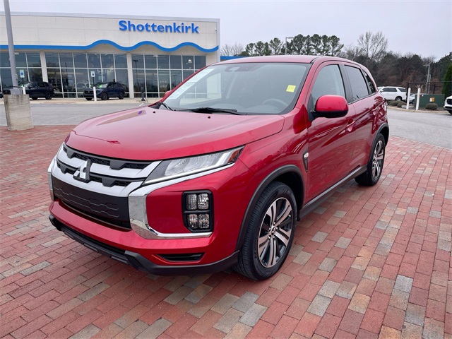 2023 Mitsubishi Outlander Sport ES's photo