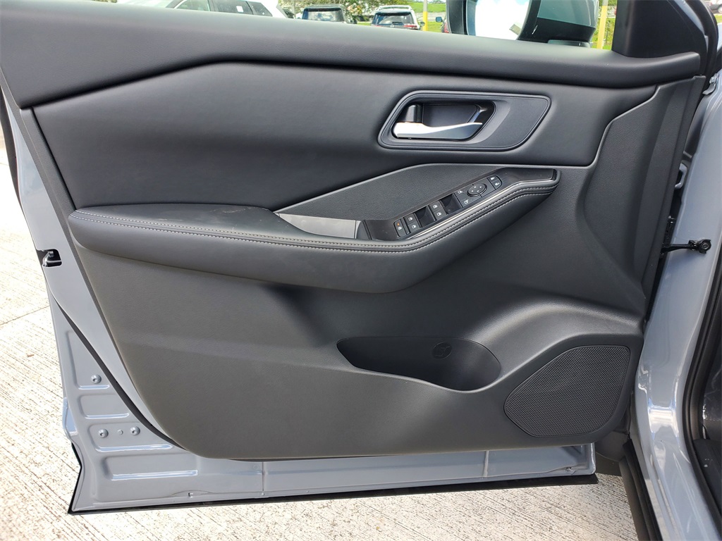 new 2026 Nissan Rogue car, priced at $30,298