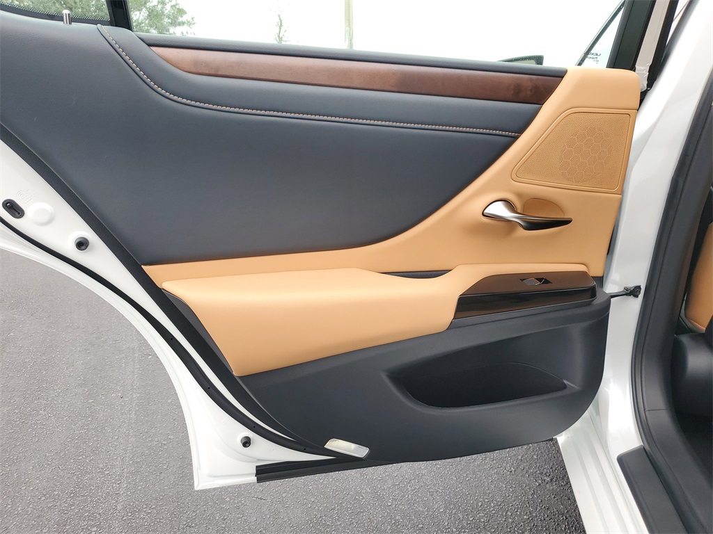 new 2025 Lexus ES car, priced at $49,694