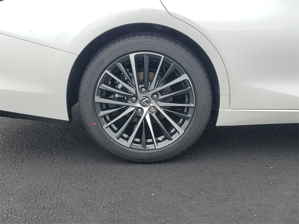 new 2025 Lexus ES car, priced at $49,694