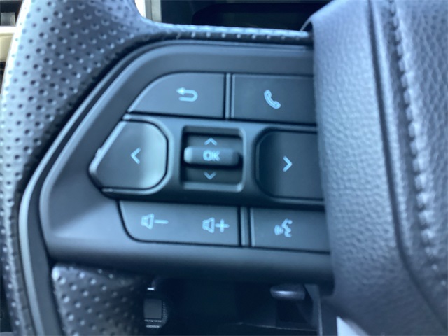 2025 Toyota Tacoma SR photo 17