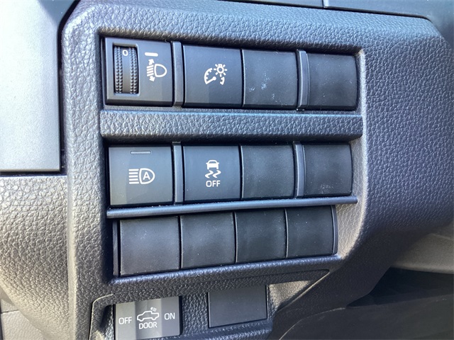 2025 Toyota Tacoma SR photo 24