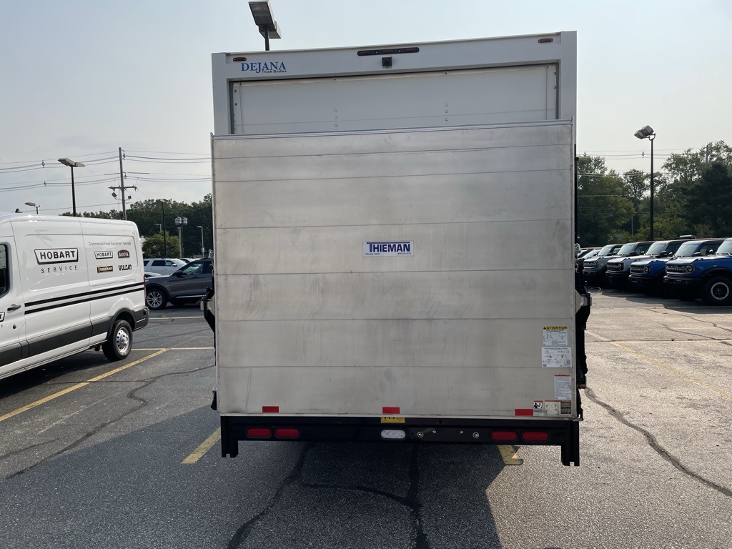 2024 Ford E-450 photo 3