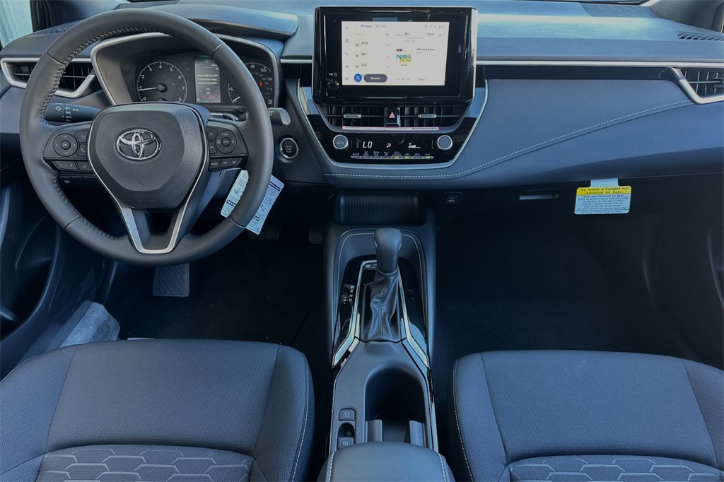 2025 Toyota Corolla SE photo 8