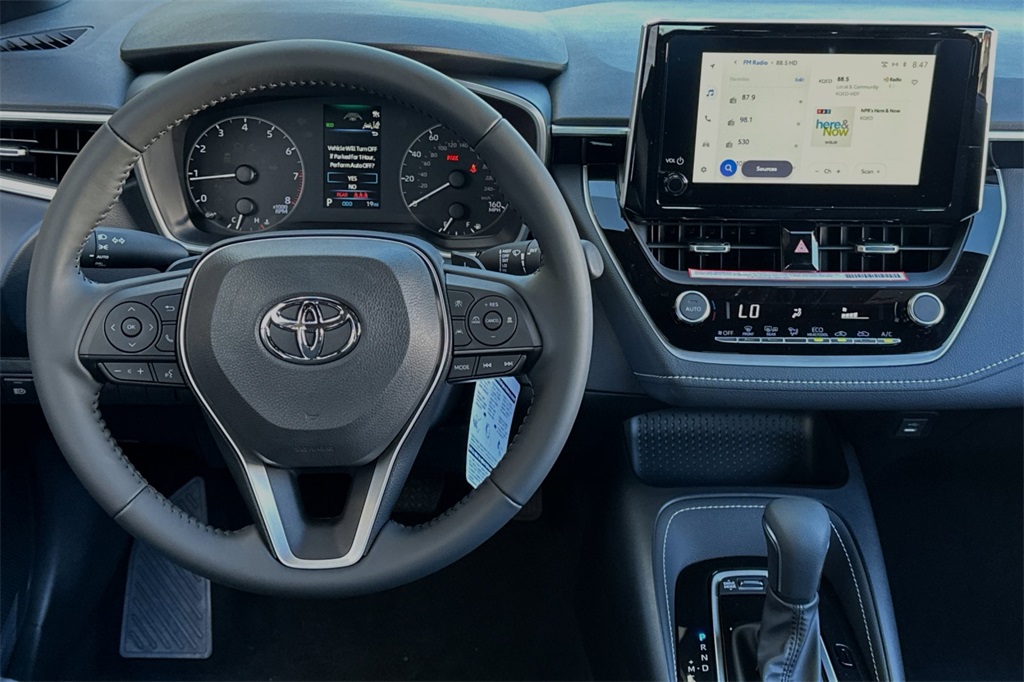 2025 Toyota Corolla SE photo 9