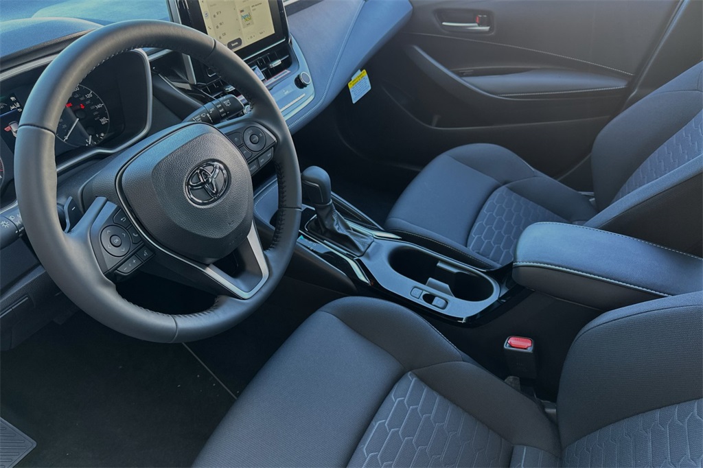 2025 Toyota Corolla SE photo 5