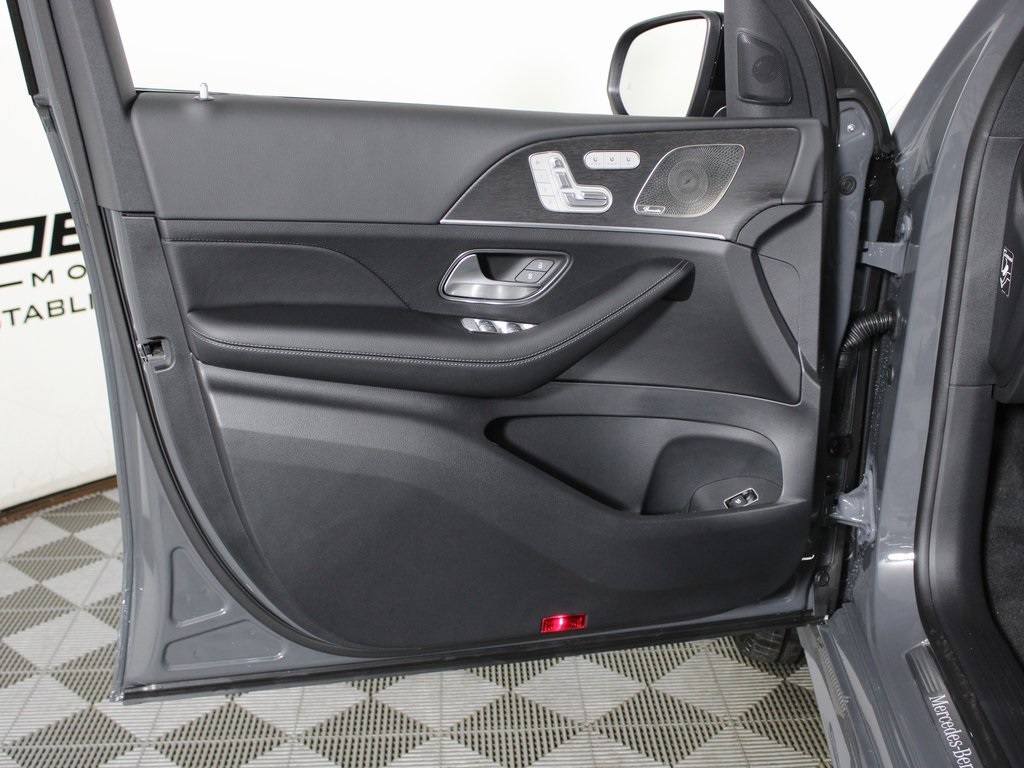 new 2026 Mercedes-Benz GLS car, priced at $96,500