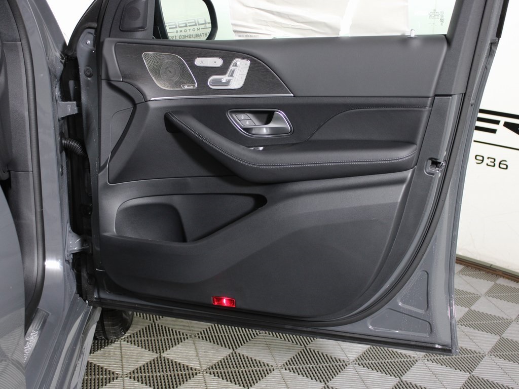 new 2026 Mercedes-Benz GLS car, priced at $96,500