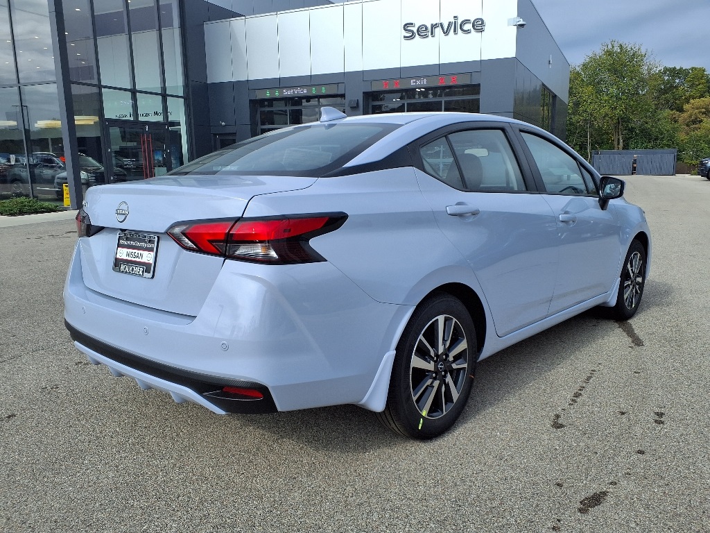 2025 Nissan Versa 1.6 SV photo 4