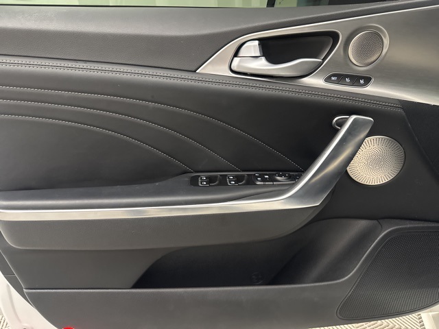 2022 Snow White Pearl Kia Stinger GT2 RWD Sedan