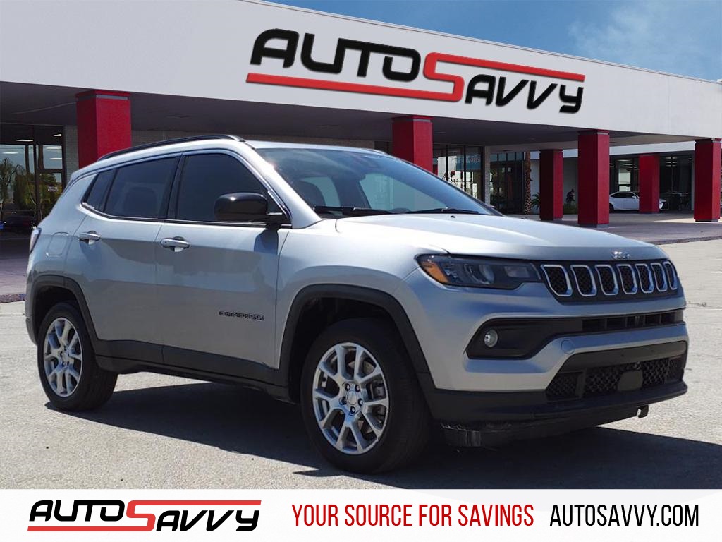 2024 Jeep Compass Latitude Lux's photo