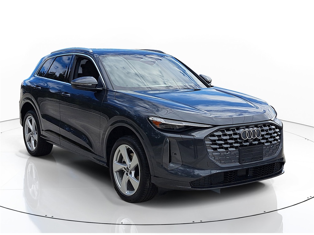 2025 Audi New Q5 Premium Plus's photo