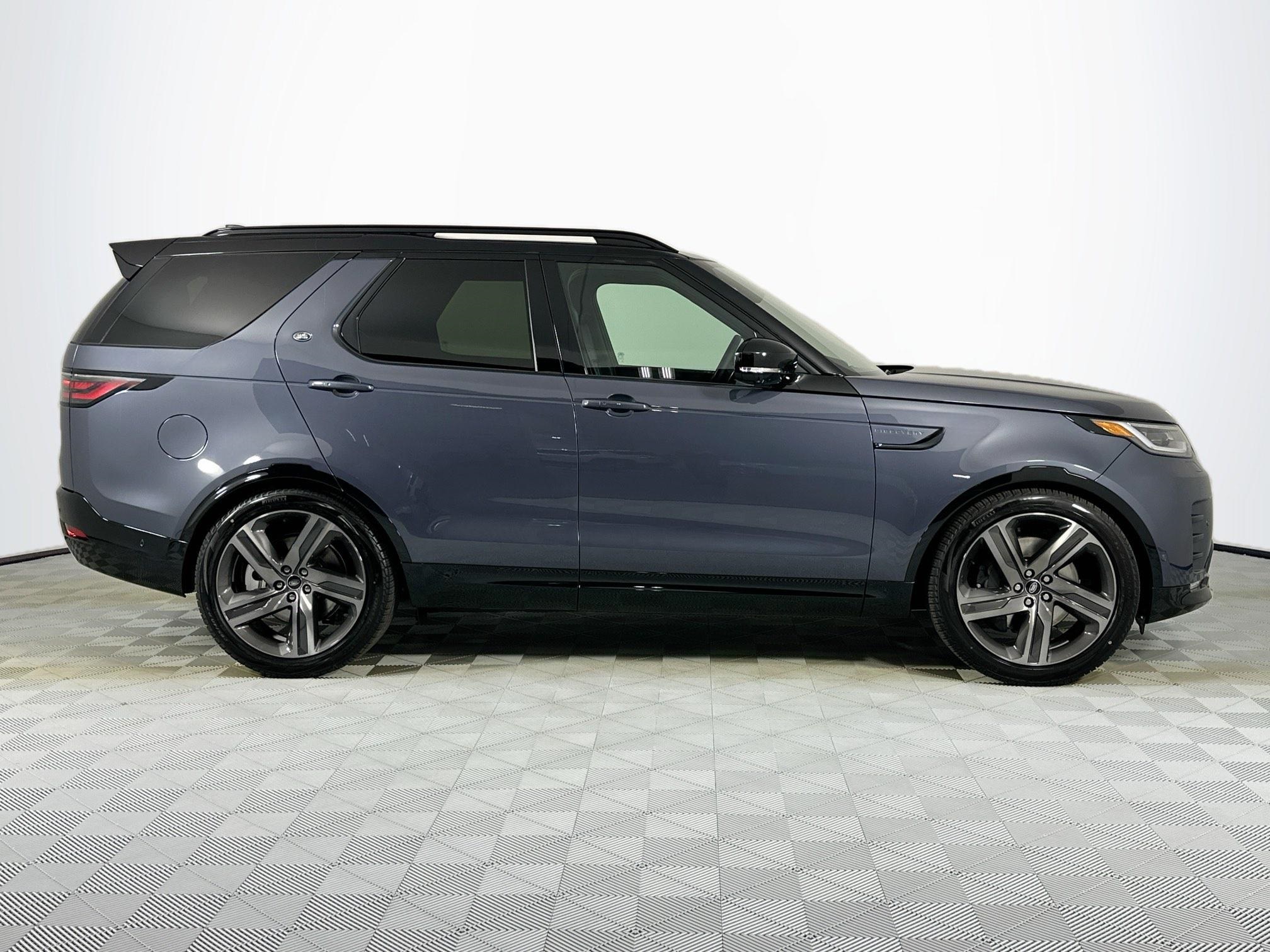 new 2026 Land Rover Discovery car, priced at $75,281