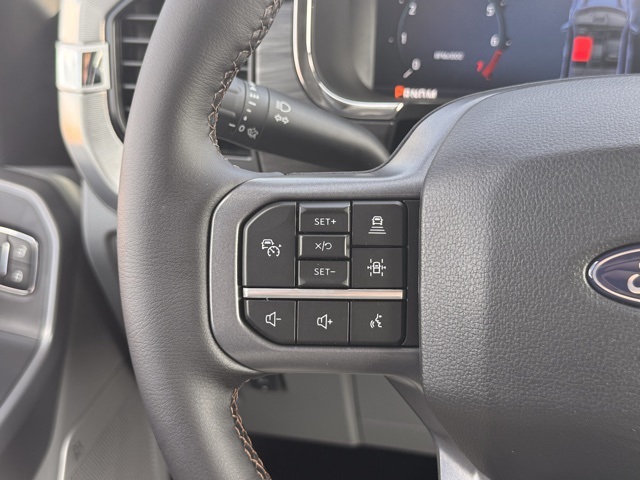 2025 Ford F-150 Lariat photo 14