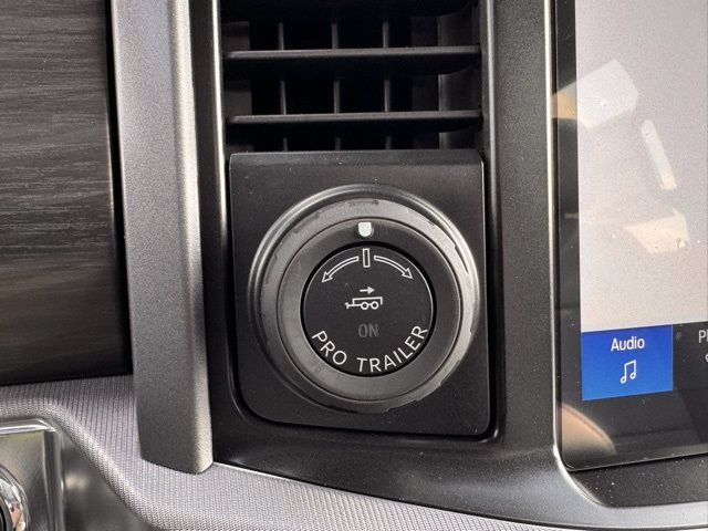 2025 Ford F-150 Lariat photo 20