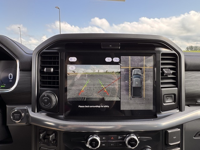 2025 Ford F-150 Lariat photo 21