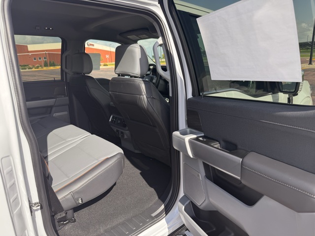 2025 Ford F-150 Lariat photo 30