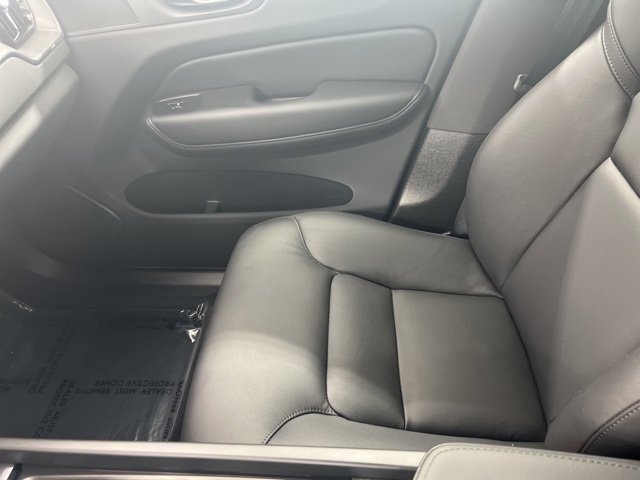 2025 Volvo XC60 B5 Core photo 20
