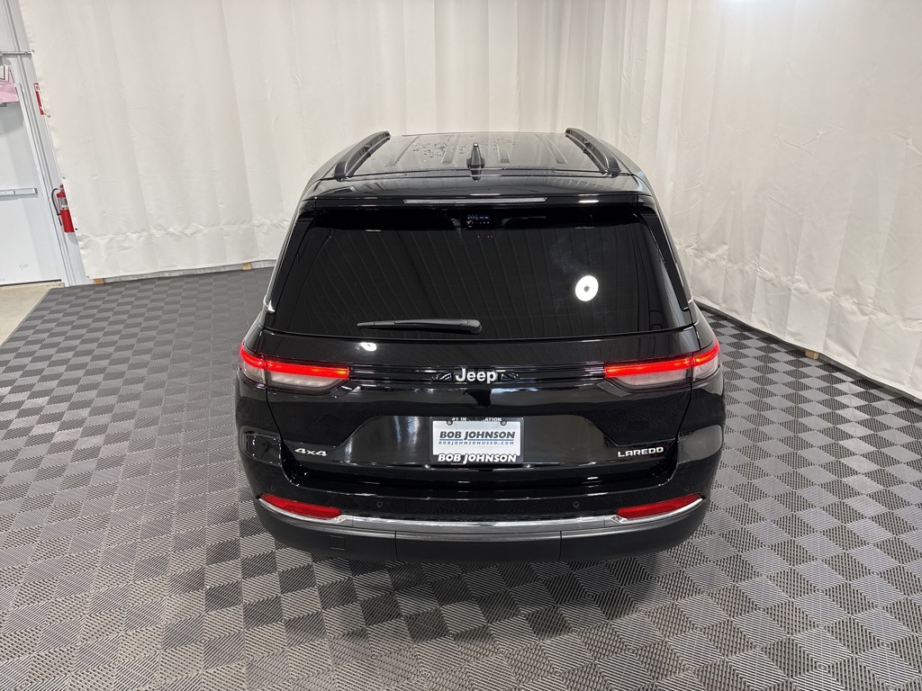 2025 Jeep Grand Cherokee Laredo photo 20