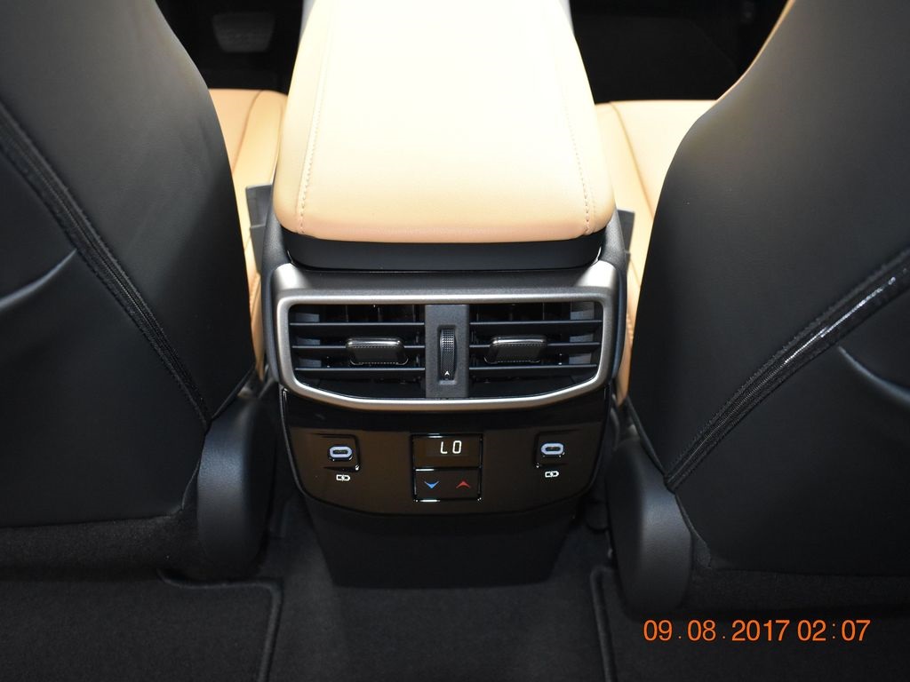 2025 Lexus RX 350 photo 17